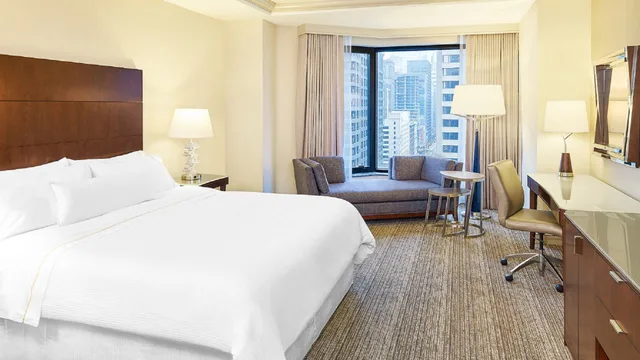 غرفة قياسية بسرير مزدوج، Westin Chicago River North 1/1