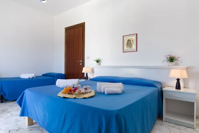 غرفة ثلاثية بثلاثة أسرّة، Hotel Luna Lido 1/1