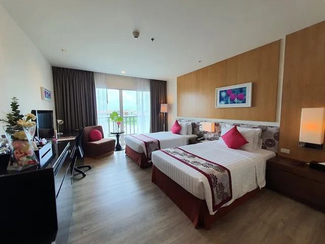 غرفة ديلوكس بسريرين منفصلين بشرفة، Amaranth Suvarnabhumi Hotel 4/20