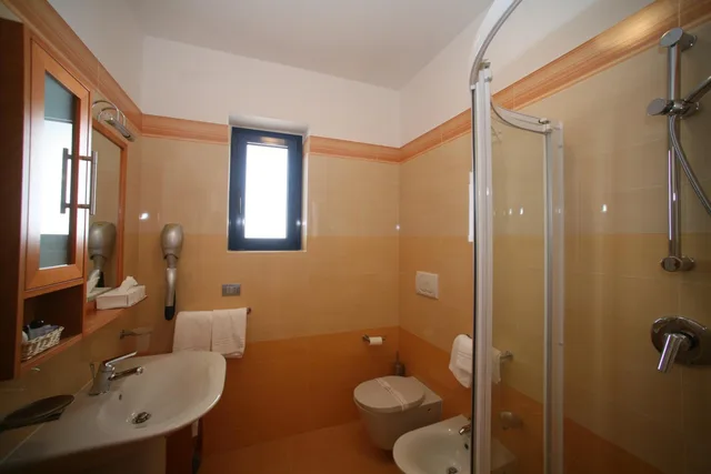 غرفة بسرير مزدوج، Hotel Yria 4/6