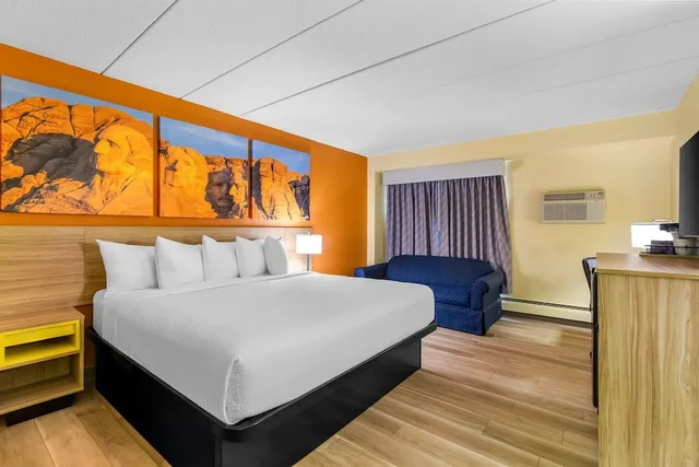 غرفة قياسية بسرير كينج، Days Inn by Wyndham Minot 7/10