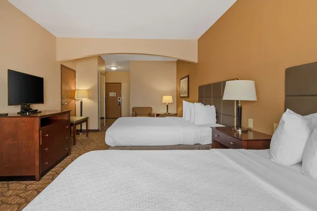 غرفة بسريرين كوين، Best Western Plus Butterfield Inn 1/4