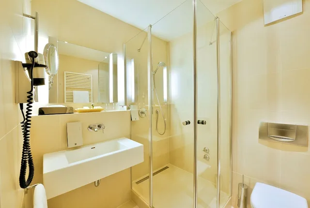 جناح جونيور بسرير كينج، Hotel Victoria, BW Signature Collection 4/4