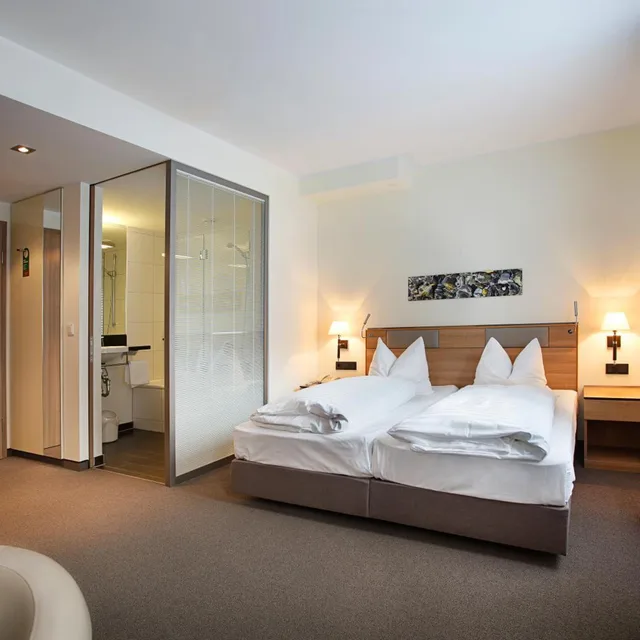 Room, Double Bed, with Extra Bed, HOTEL AM JAKOBSMARKT 1/8