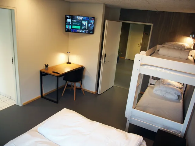 Family, Quadruple, Double and Bunk Bed, Dbu Hotel And Kursuscenter 3/4