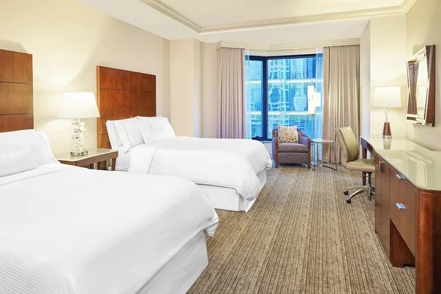 غرفة ديلوكس بسريرين مزدوجين، Westin Chicago River North 2/5