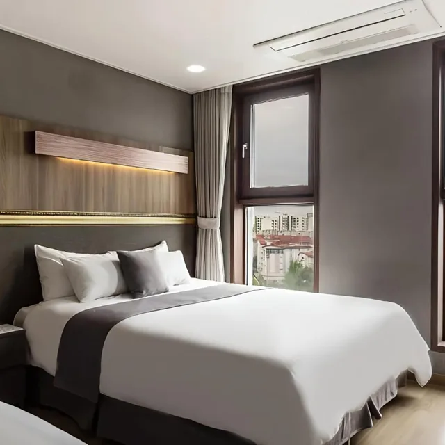 غرفة ديلوكس بسريرين منفصلين، Hotel Lart Gimpo 20/26