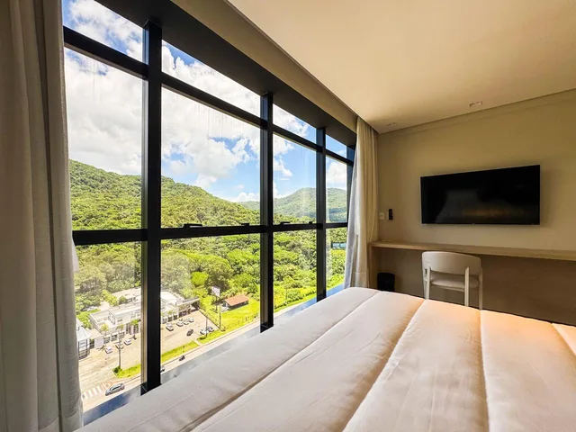 Master, Suite, Double Bed, Mountain View، Blue Sea Hotel 1/6