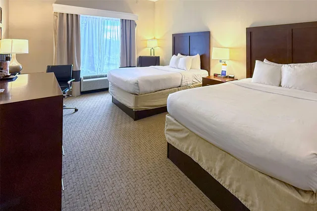 غرفة بسريرين كوين، Comfort Inn & Suites Rogersville 5/10