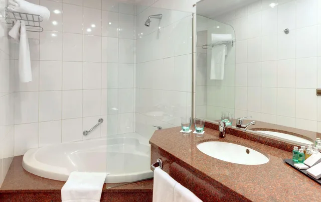 جناح جونيور، Hotel Vigo Los Galeones Affiliated By Melia 4/5