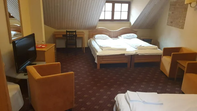 غرفة عائلية، Alexa Old Town 7/10