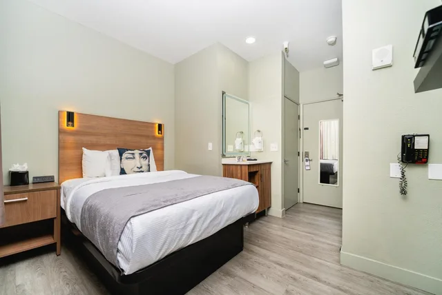 Room, Double Bed, Urban Boutique Hotel 1/1