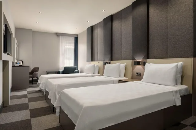 Deluxe, Family, 1 King and 1 Single Beds, Tryp By Wyndham Istanbul Sancaktepe 1/10