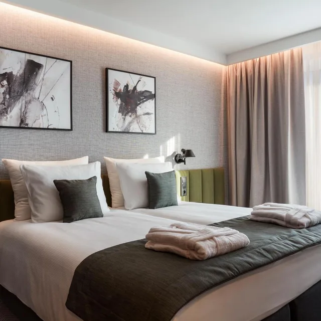 غرفة عائلية، Q Hotel Plus Wroclaw Bielany 4/9