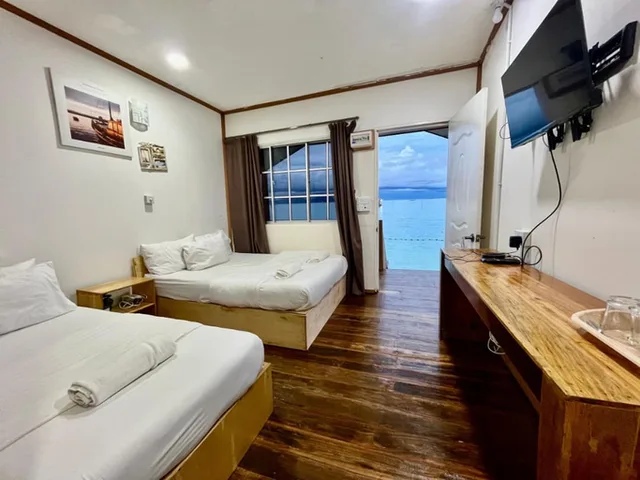 غرفة سوبيريور ثلاثية بإطلالة على البحر، Panglima Resort Bum Bum Island, Semporna 4/4