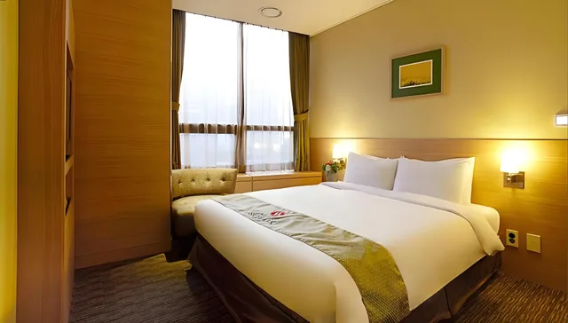 غرفة بسريرين منفصلين تُحدَّد عند الوصول، Hotel Skypark Central Myeongdong 1/1