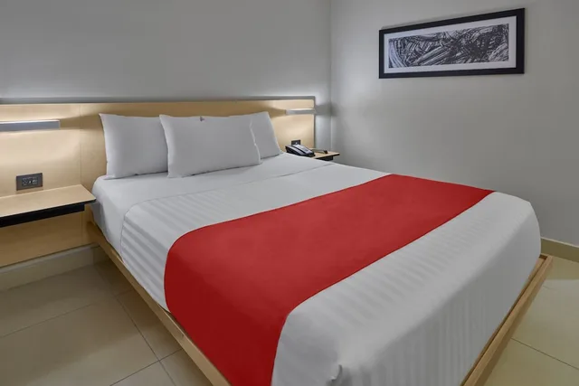 Room Queen, City Express by Marriott Cancun 8/10