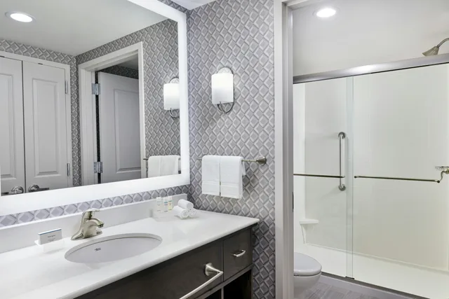 جناح استوديو بسرير كينج بإطلالة على المدينة، Homewood Suites By Hilton Teaneck Glenpointe 3/5