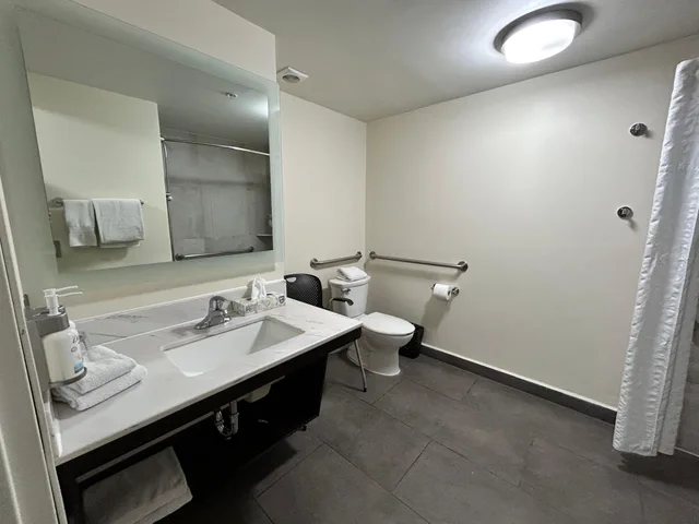 جناح استوديو بسرير كينج لذوي الإعاقة، CANDLEWOOD SUITES QUERETARO JURIQUILLA 3/5