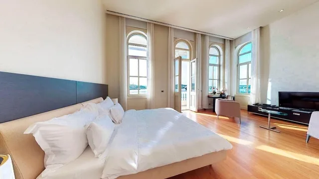 جناح رئاسي بسرير مزدوج، Ajia Hotel 1/4