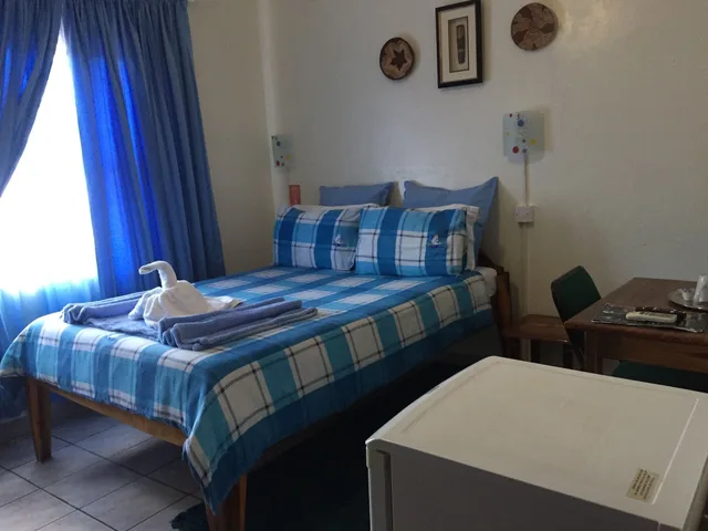 غرفة قياسية بسرير مزدوج، Liya Lodge and Campsite 1/6