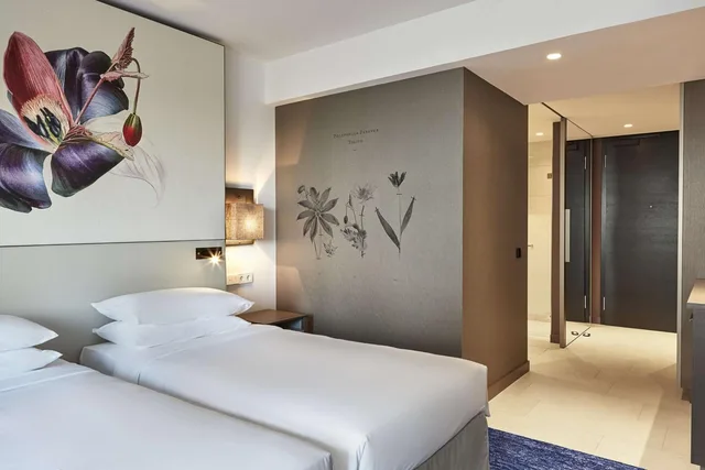 غرفة مفردة بإطلالة، Hyatt Regency Amsterdam 2/10