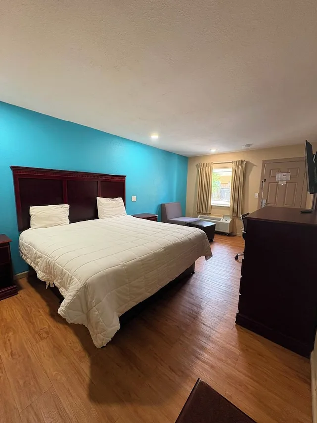 غرفة ديلوكس بسرير كينج لغير المدخنين، OYO Blue Star Inn 5/10