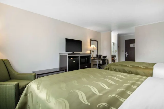 Standard, 2 Queen Beds, Quality Inn Russell, KS 7/10