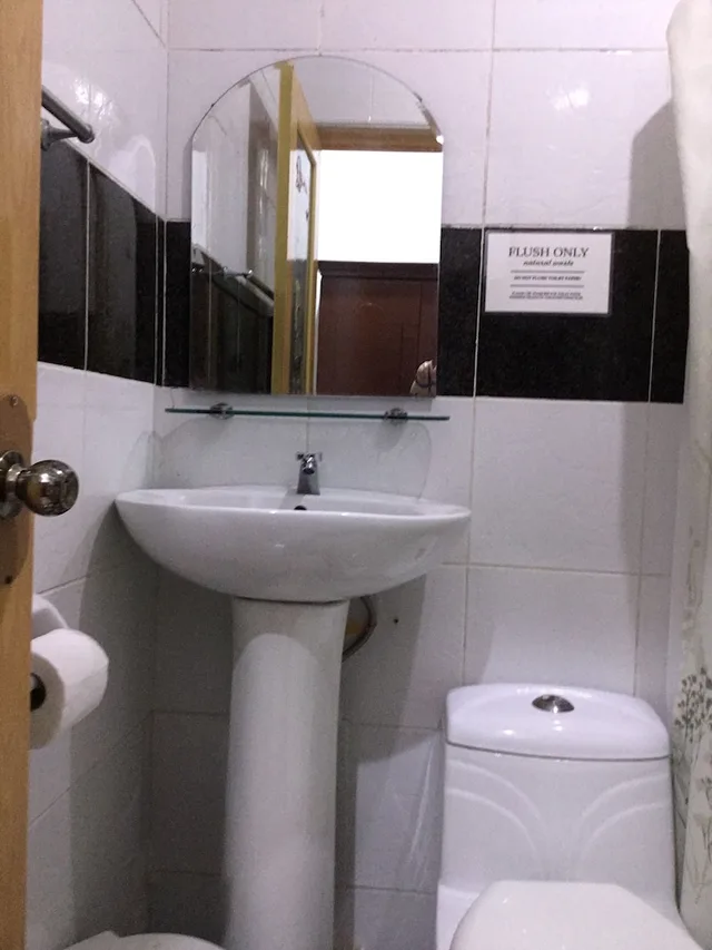 غرفة ديلوكس رباعية بسريرين مزدوجين بشرفة، Villa Romero De Boracay 3/4