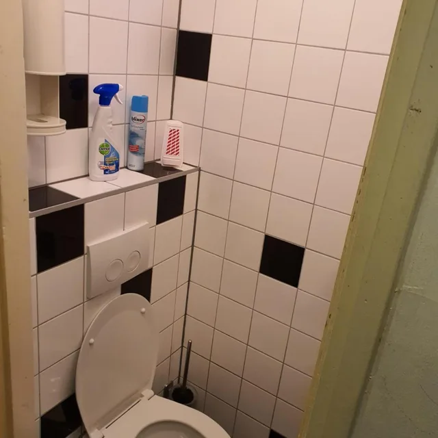 غرفة بسريرين منفصلين بحمام مشترك، Hotel Schroder 6/6