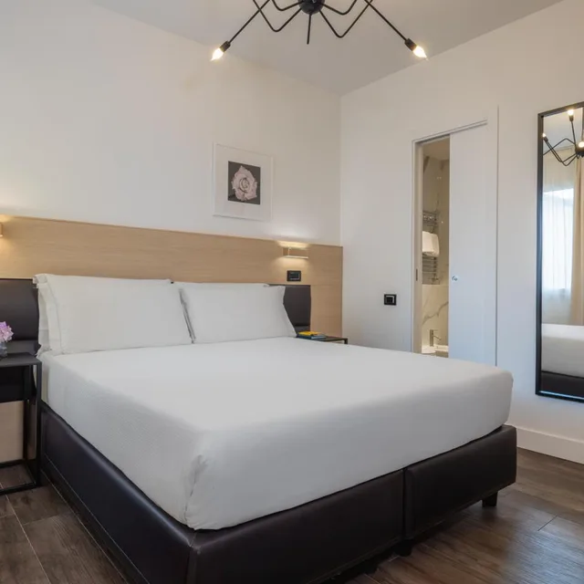 غرفة بسرير مزدوج أو سريرين منفصلين، Hotel Globus 1/5