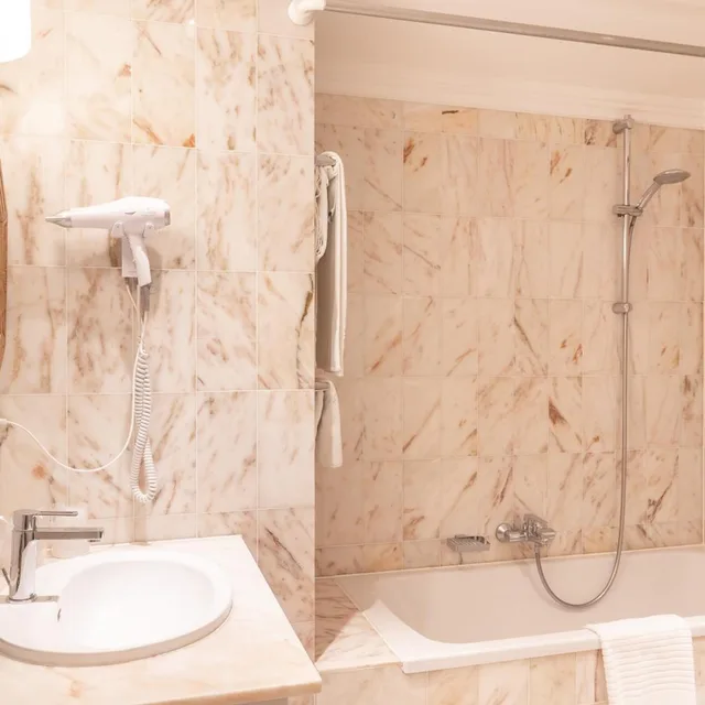 غرفة سوبيريور بسرير مزدوج أو سريرين منفصلين، Manos Stephanie Hotel 8/8
