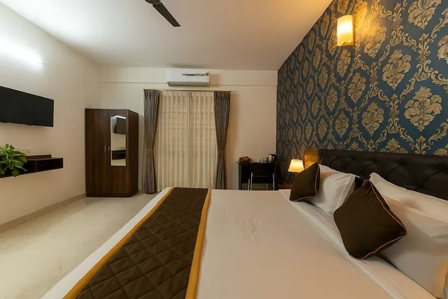 Economy, Queen Bed, Sai Bliss International 9/10