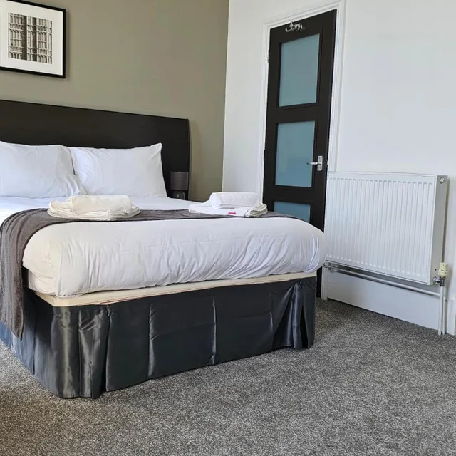 Room, Double Bed, Sea View, OYO The Strand Hotel 5/6