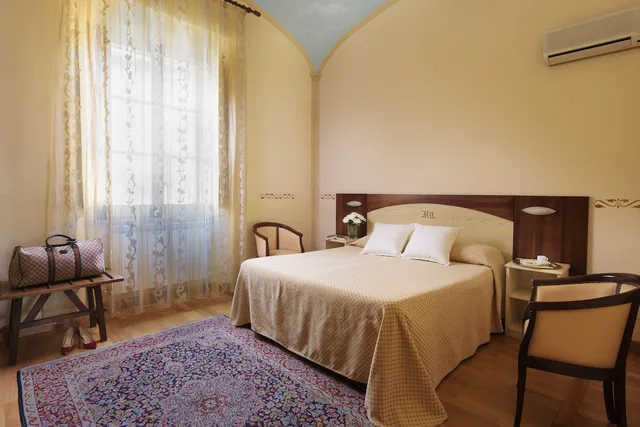 غرفة كلاسيكية بسرير مزدوج أو سريرين منفصلين، Hotel dei Capitani 3/6
