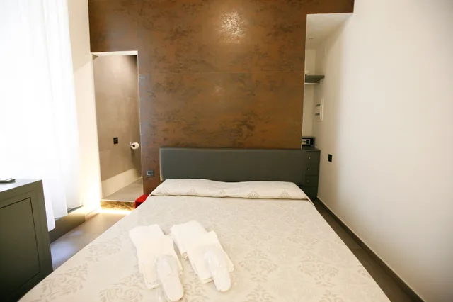 1 Bedroom, Comfort, Courtyard View, Bathtub, Relais Piazza del Plebiscito 1/10