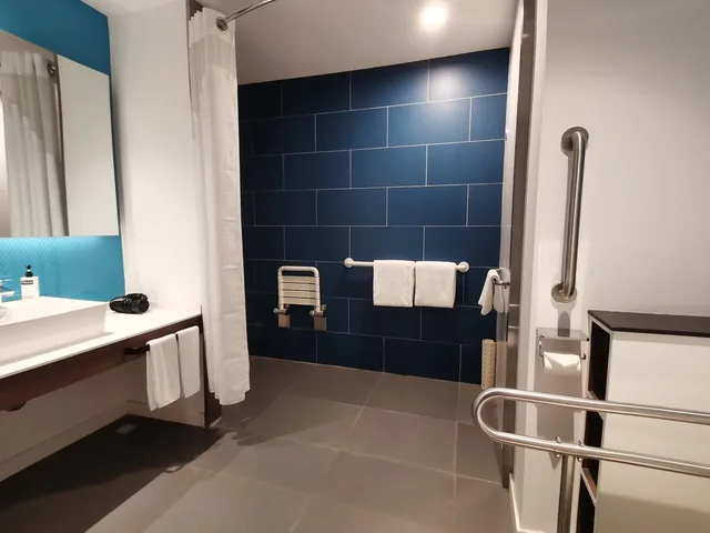 غرفة قياسية بسريرين منفصلين لذوي الإعاقة، Holiday Inn Express Xi'an Intl Trade&Logistic Park 5/5