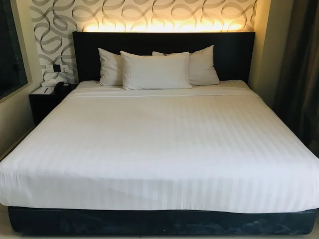 غرفة ديلوكس بسرير كوين، IZUMI HOTEL BUKIT BINTANG 3/3