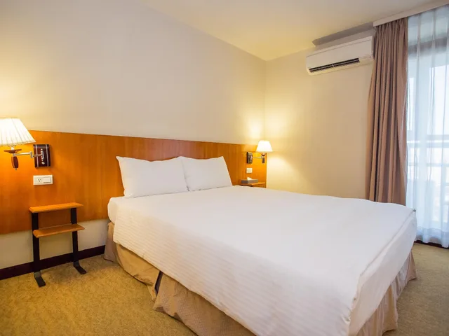 غرفة بسرير مزدوج لذوي الإعاقة، Landis Inn Lotung 1/3