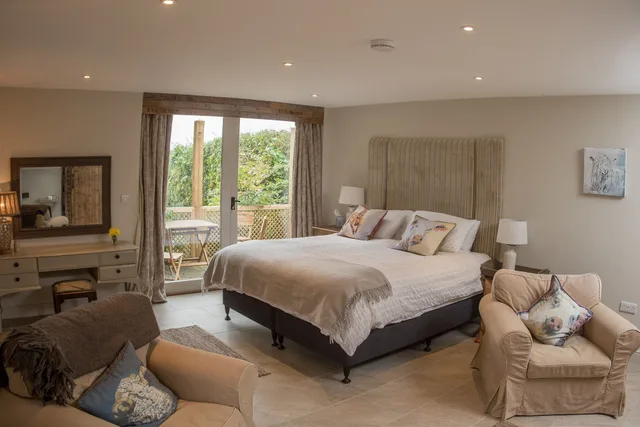 Garden, King Bed، Bridleway Bed And Breakfast 3/10