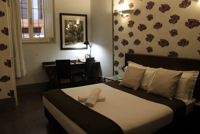 غرفة بسرير مزدوج، Relais Palazzo Taverna 8/10