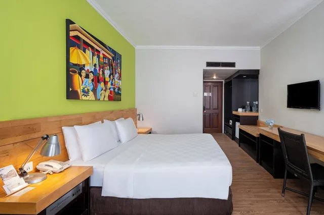 غرفة بسرير كينج بإطلالة على المسبح، Prime Plaza Hotel Sanur 4/10