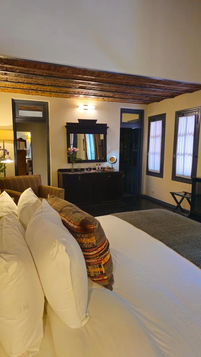 جناح بسرير كوين، Bourbon Exclusive Jardin Escondido By Coppola 5/5