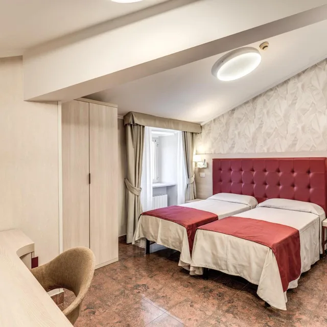 غرفة سوبيريور بسرير مزدوج أو سريرين منفصلين، Hotel Milo 4/10