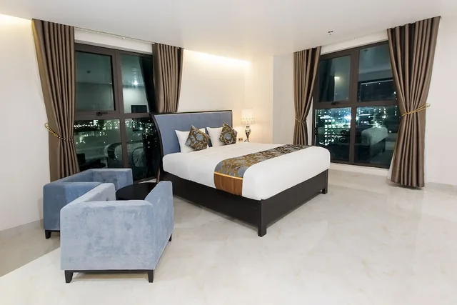 غرفة ديلوكس بسريرين منفصلين، Royal Quang Binh Hotel 2/3
