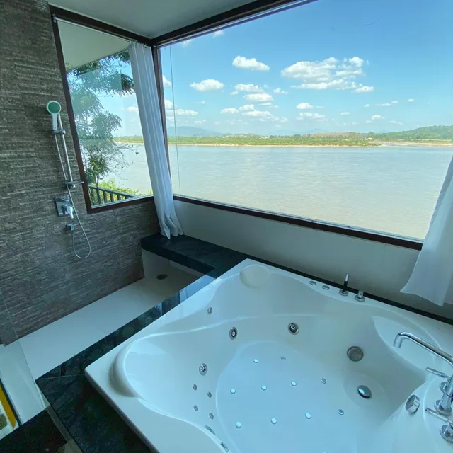 جناح تنفيذي بسرير كينج، Siam Triangle Hotel 9/10