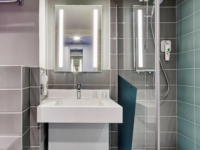 غرفة قياسية بسريرين منفصلين، Ibis Styles Evry Lisses 3/3
