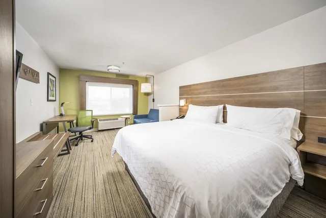 غرفة قياسية بسرير كينج، Holiday Inn Express Chicago Nw-Vernon Hills 1/6