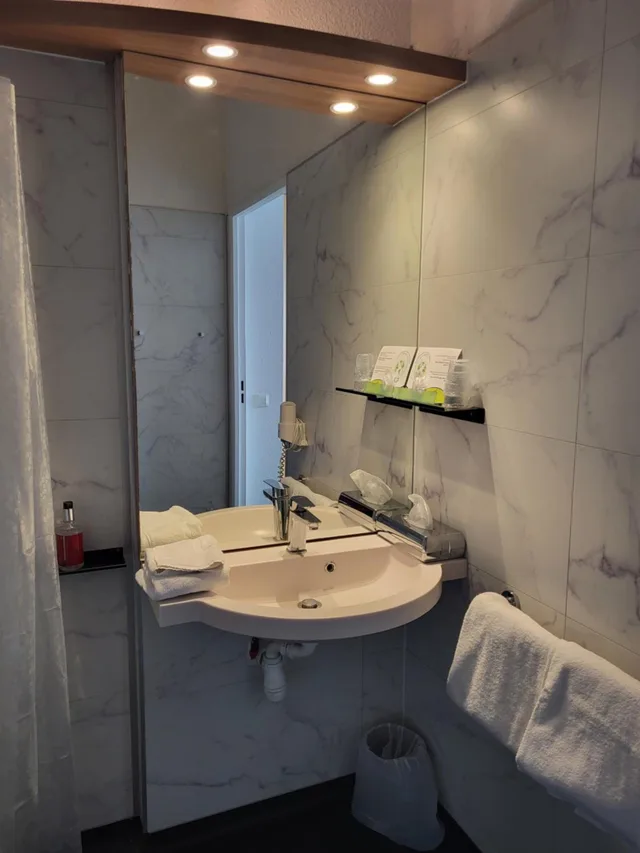 غرفة بسرير مزدوج لذوي الإعاقة، Suite Home Saran Orleans 3/3