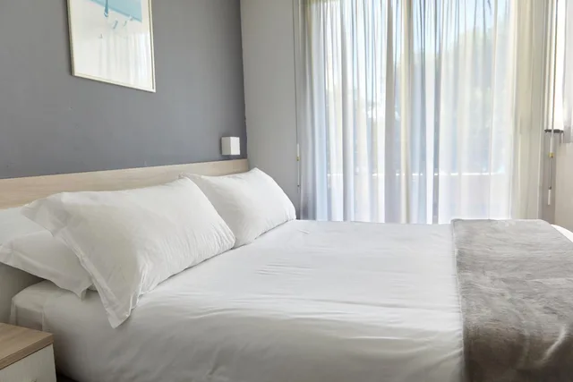 غرفة قياسية بسرير مزدوج أو سريرين منفصلين، Hotel Alexandra 4/10